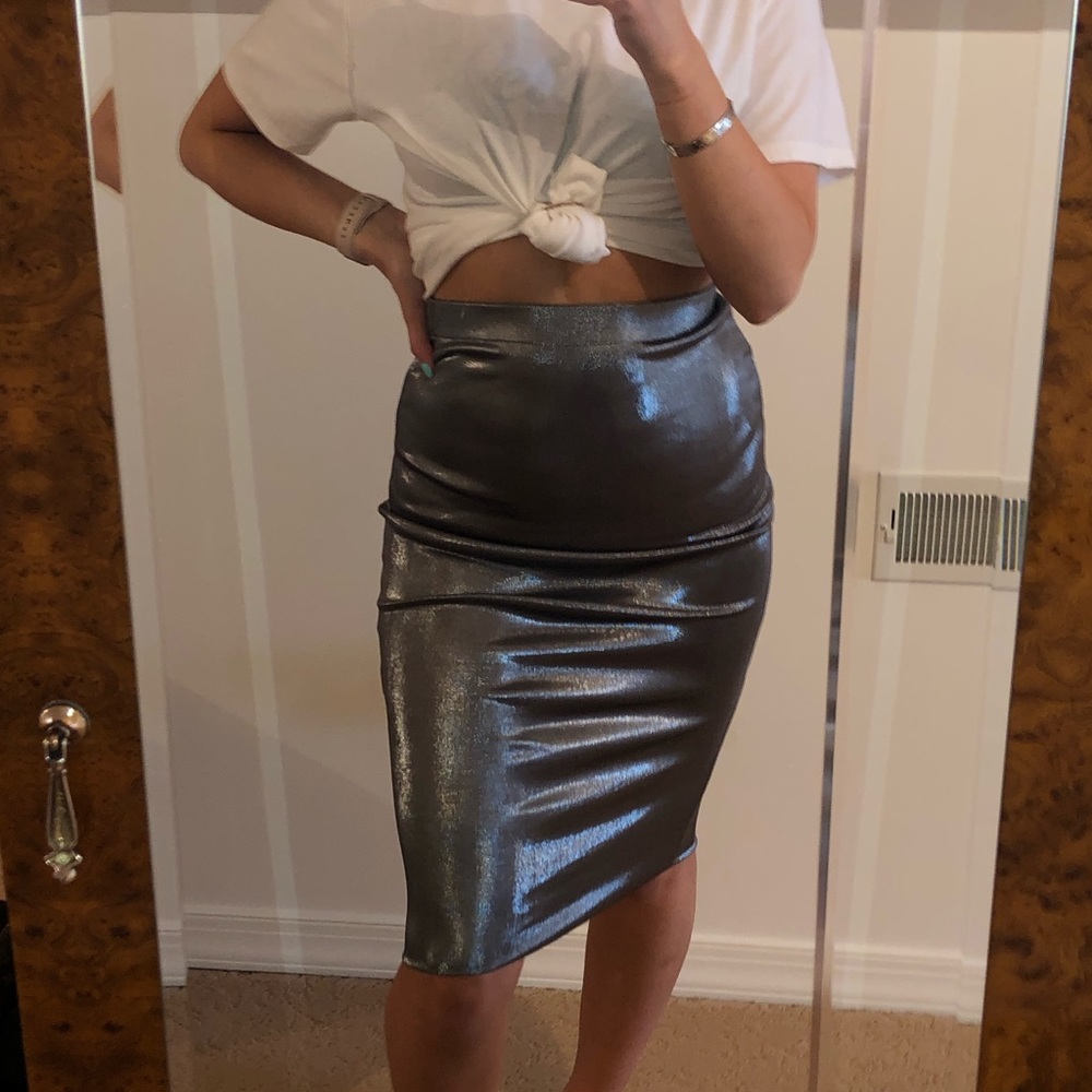 Silver stretch knee length skirt